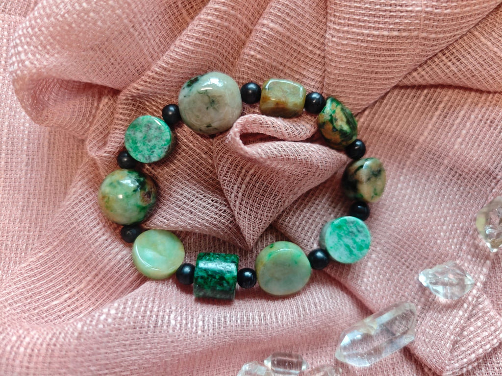 Jadeite Bracelet with Dry Green Accents