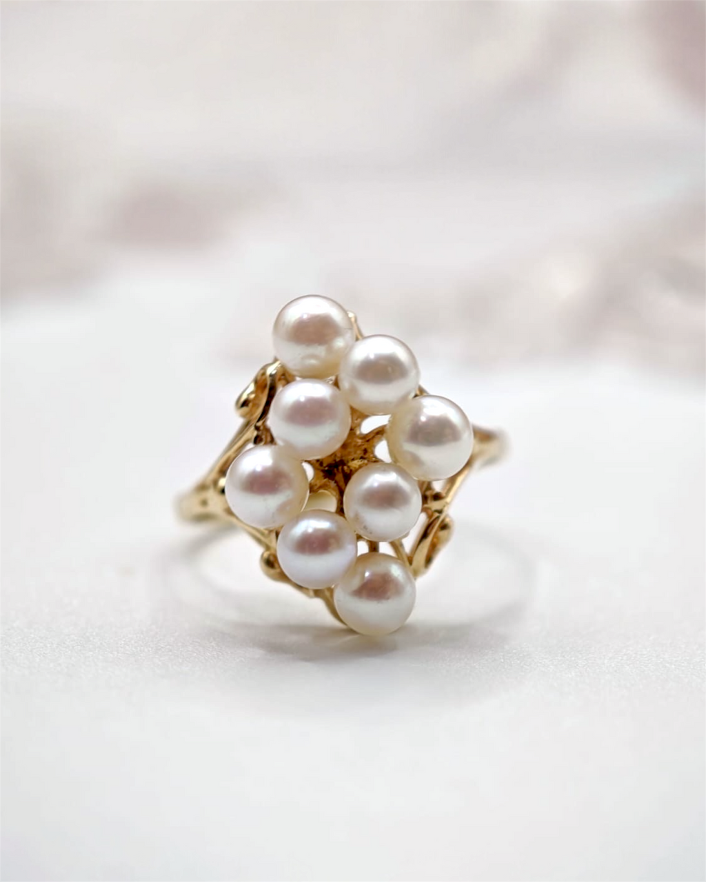 14K Gold Vintage Ring | Elegant and Luxurious, a Timeless Collection