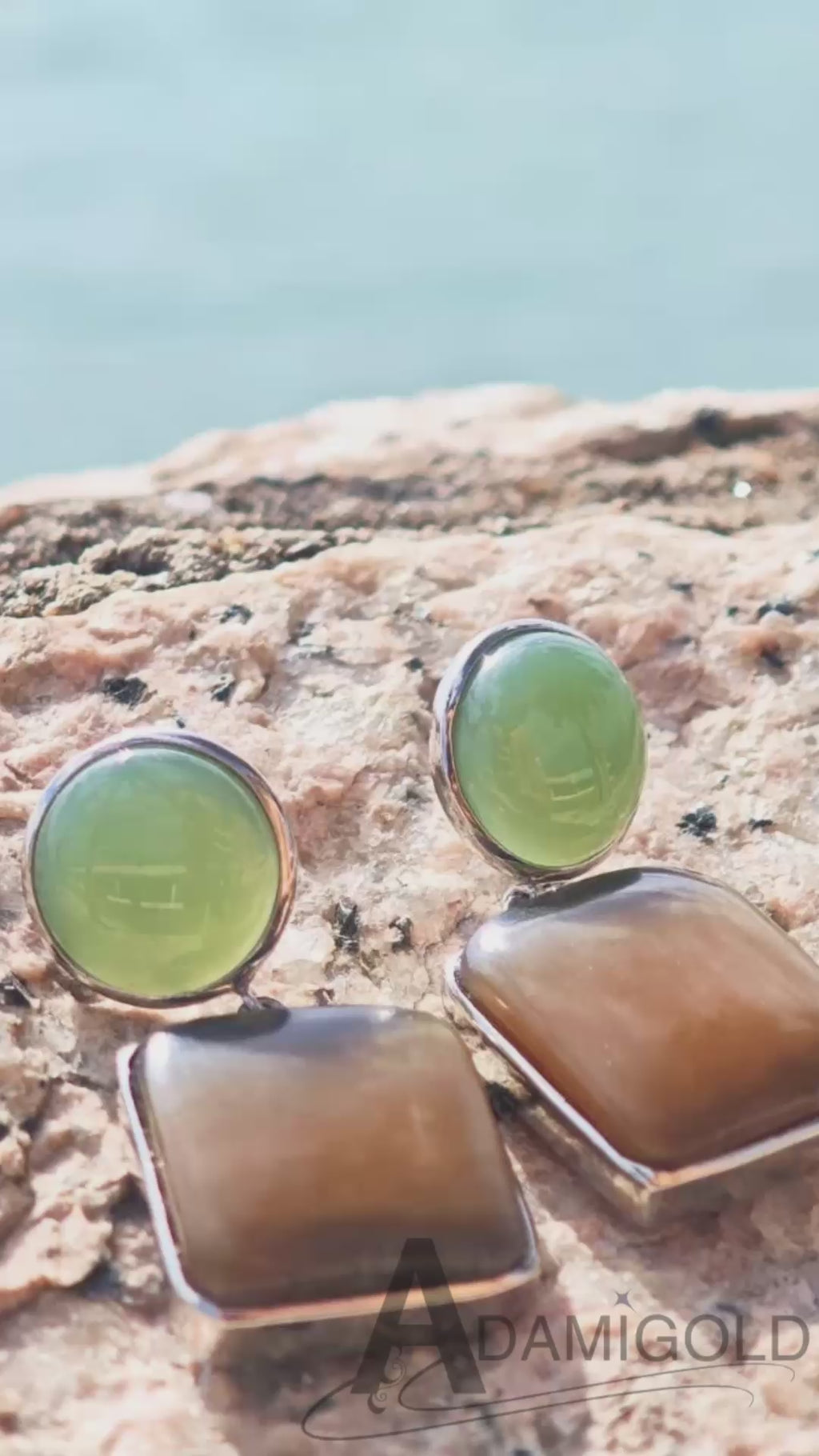 天然和田玉青海料 × 糖料玉耳環｜S925純銀鑲嵌 Unique Hetian Jade Earrings