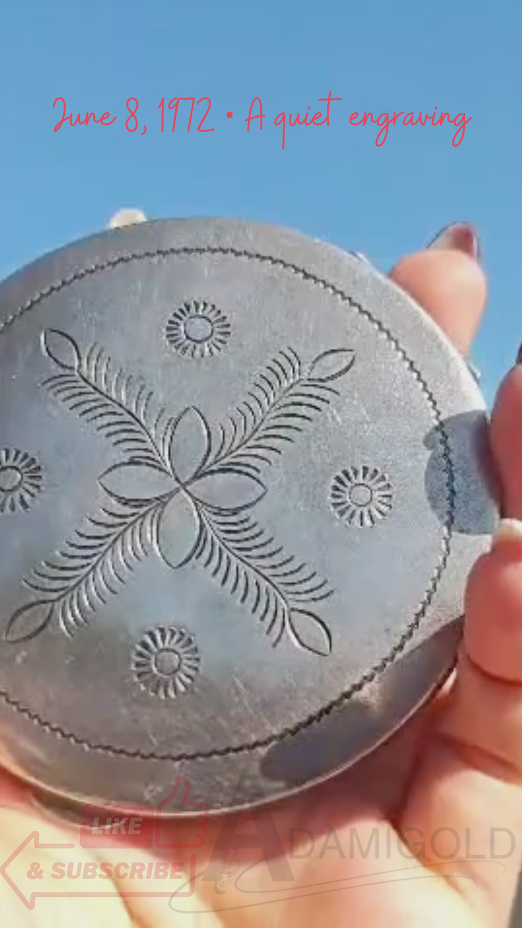 Vintage mirror box · 8 VI 1972 | Engraved dictionary collection · Time imprint Silver